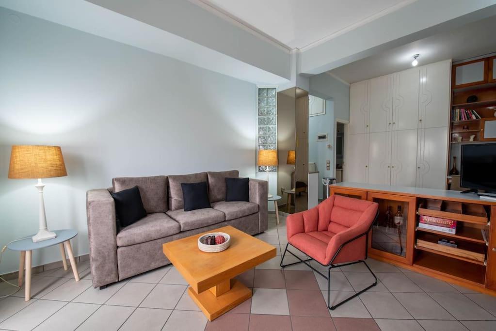 Art Of Urban Hospitality! Apartment Mytilene Exterior photo